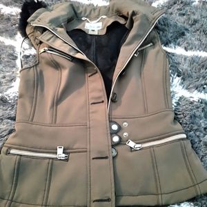 Goode rider Waterproof Vest with hoode